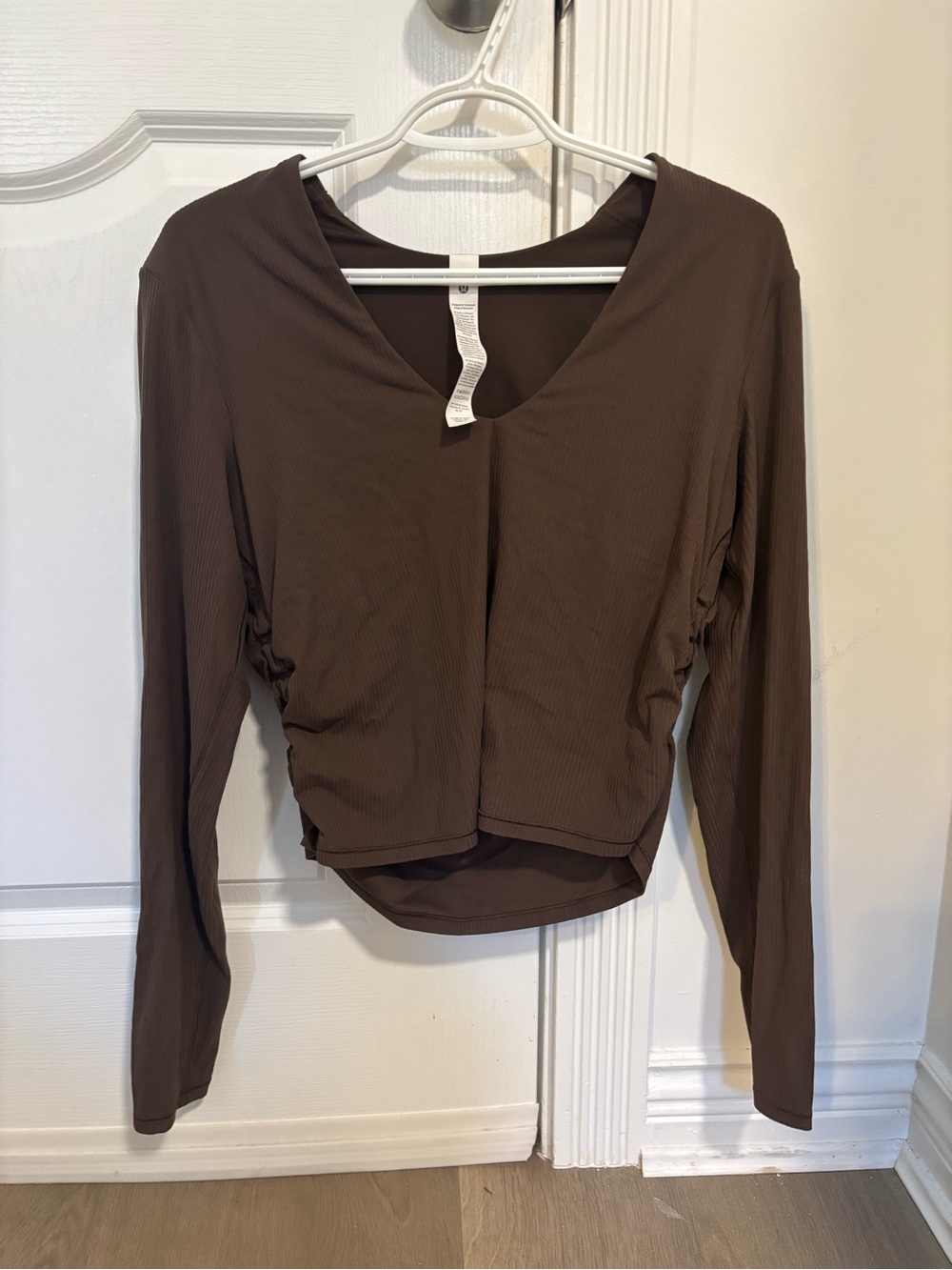 Lululemon yoga top - Picture 7 of 9